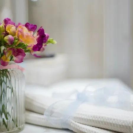 Bed & Breakfast Chic In Center Salerno