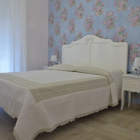 Chic In Center Salerno