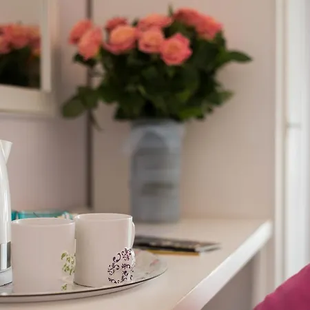 Chic In Center Bed & Breakfast Salerno